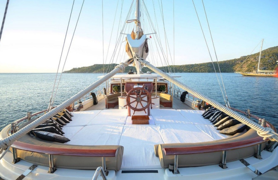 How to Charter a Gulet with Captain in Turkey?